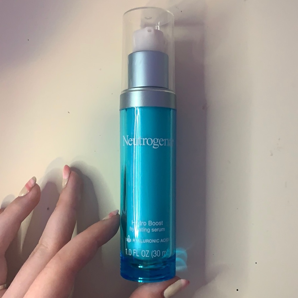 Neutrogena Hydro Boost Hydrating Serum